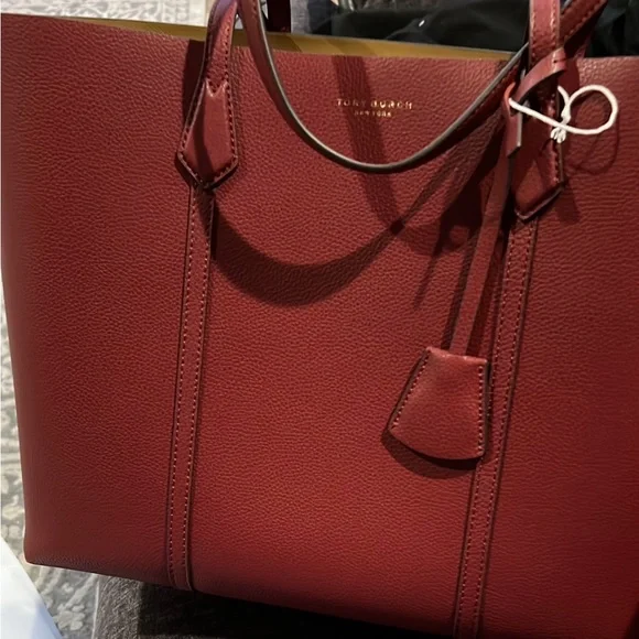 NWT Tory Burch Leather PERRY TRIPLE COMPARTMENT TOTE BAG NEW With tag dust bag - Picture 3 of 10